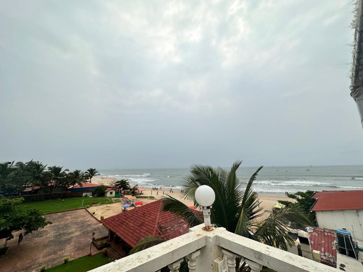 Hotel Salty Waves Baga Dış mekan fotoğraf