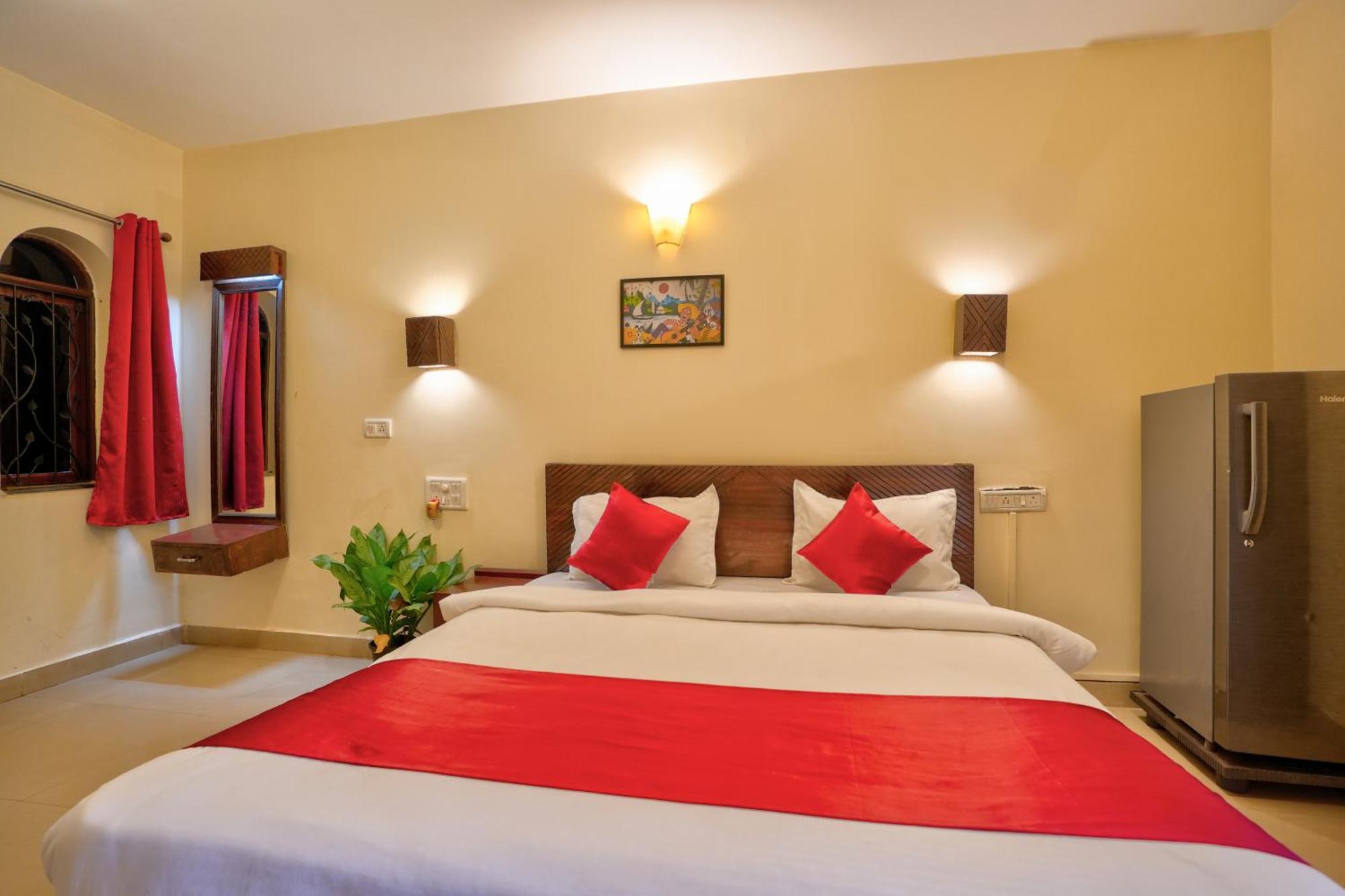Hotel Salty Waves Baga Dış mekan fotoğraf