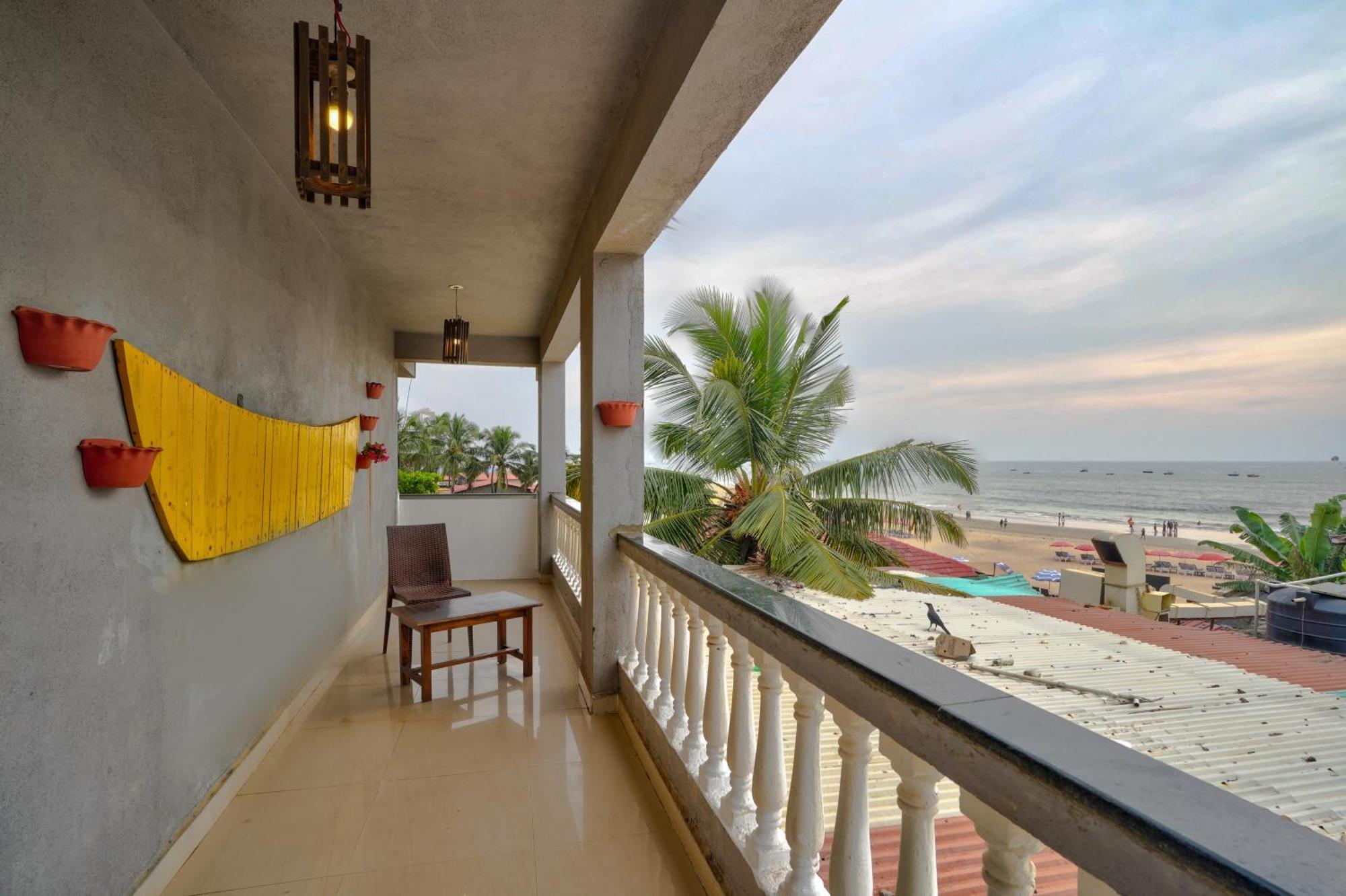 Hotel Salty Waves Baga Dış mekan fotoğraf