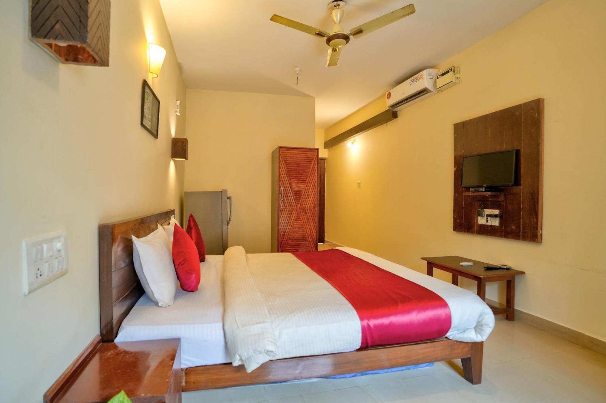 Hotel Salty Waves Baga Dış mekan fotoğraf