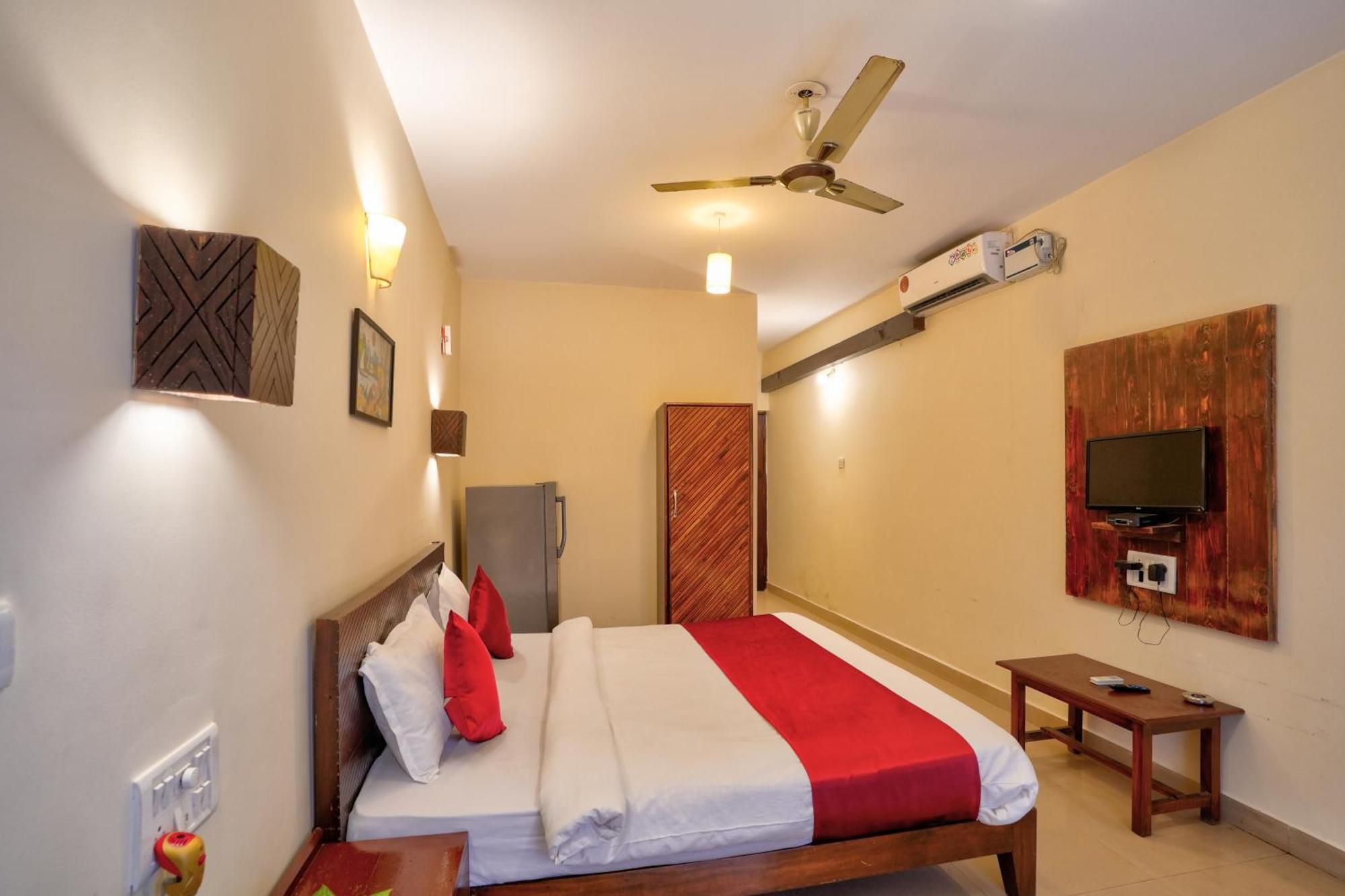 Hotel Salty Waves Baga Dış mekan fotoğraf